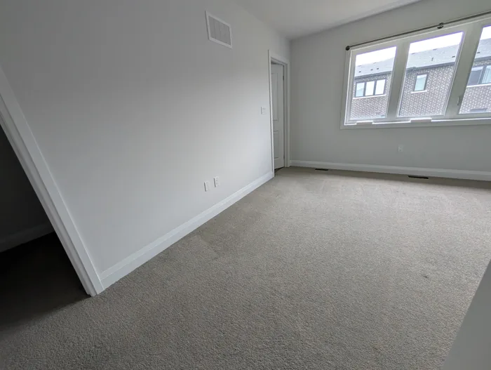 Carpet in an empty bedroom
